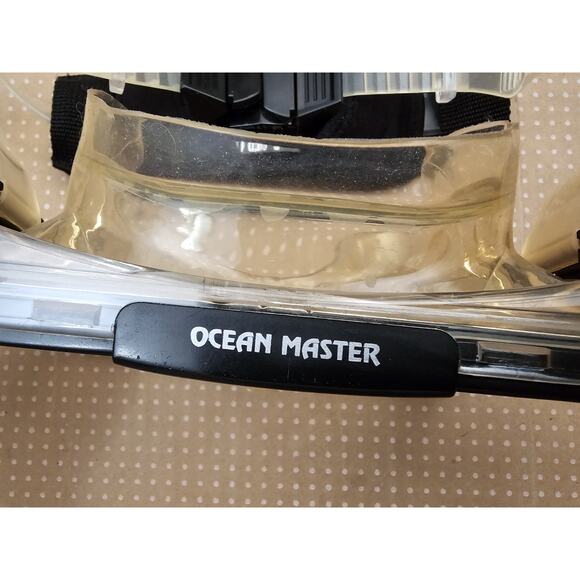 Ocean Master Dive Mask – Q-Strap – Tempered Glass – Black - Picture 4 of 7